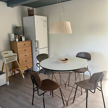 Charming Townhouse In Citycenter Townhouse - Free Parking * Odense