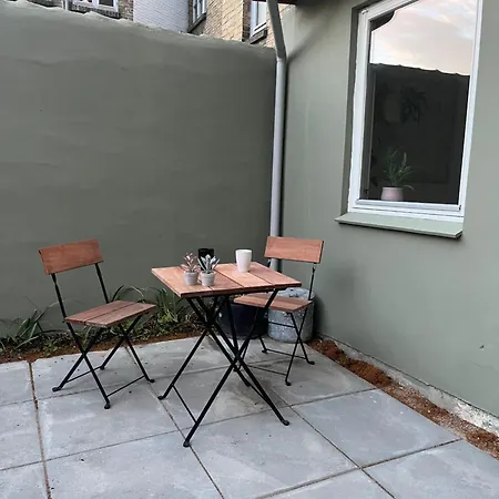 Charming Townhouse In Citycenter Townhouse - Free Parking 公寓 *