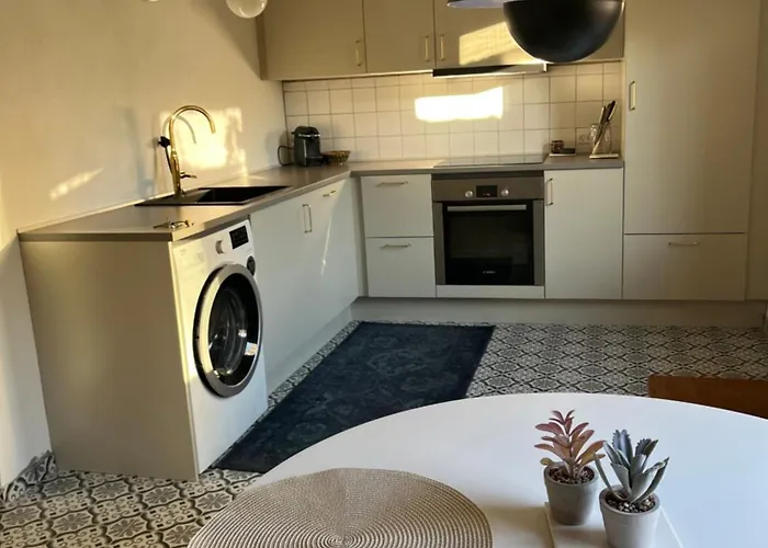 Charming Townhouse In Citycenter Townhouse - Free Parking *