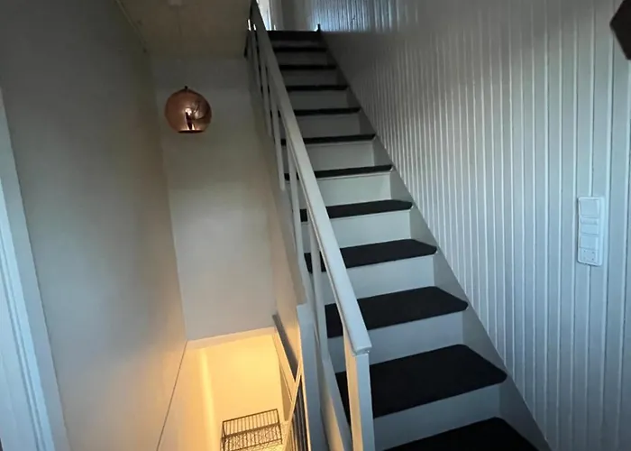 Charming Townhouse In Citycenter Townhouse - Free Parking * Odense