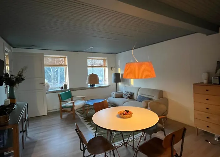 Charming Townhouse In Citycenter Townhouse - Free Parking *