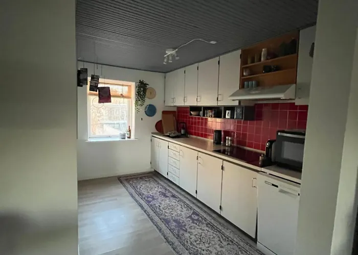 Charming Townhouse In Citycenter Townhouse - Free Parking * Odense