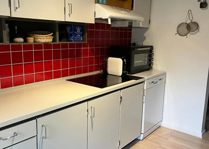 Charming Townhouse In Citycenter Townhouse - Free Parking Appartement Odense