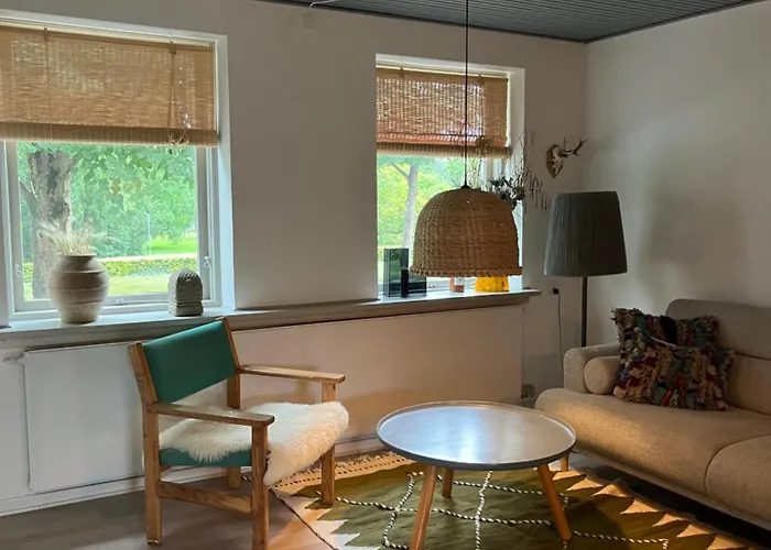 Apartment Charming Townhouse In Citycenter Townhouse - Free Parking Odense