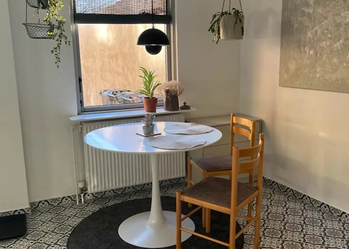 Charming Townhouse In Citycenter Townhouse - Free Parking Appartement *