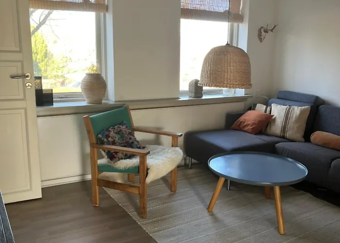 Charming Townhouse In Citycenter Townhouse - Free Parking Lejlighed *