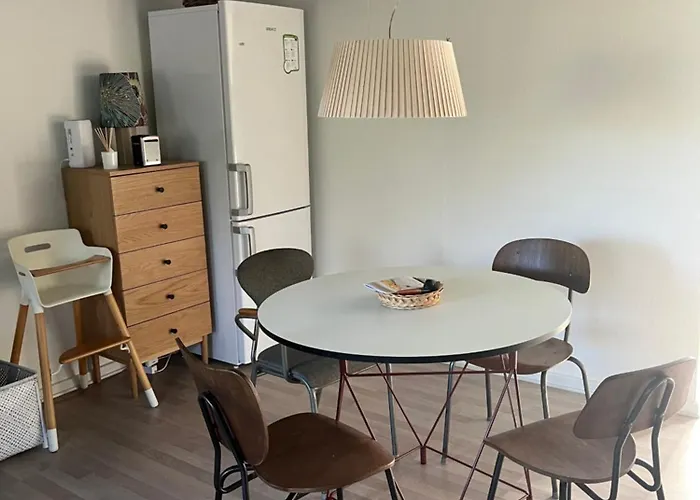 Charming Townhouse In Citycenter Townhouse - Free Parking * Odense